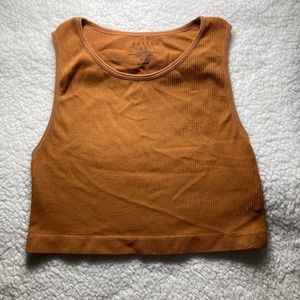 Women’s orange crop top size XL